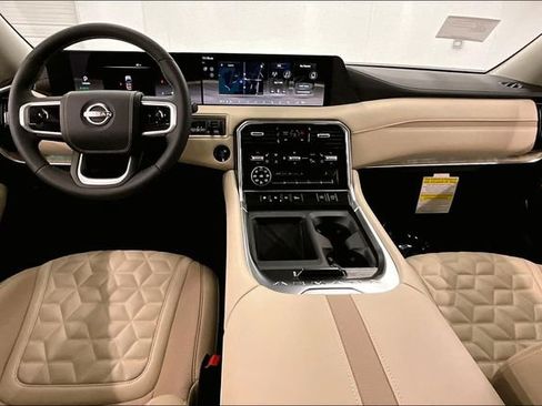 New 2026 Nissan Armada Platinum Reserve w/ Accent Package AWD/4WD image 6