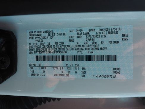 Used 2019 Ford F150 Limited w/ Trailer Tow Package image 27