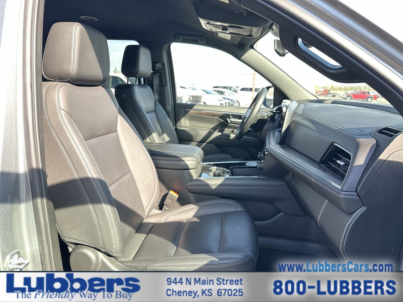 Used 2025 Chevrolet Tahoe LT AWD/4WD image 24