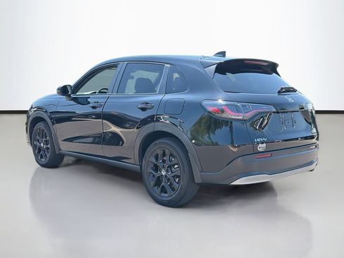 Used 2024 Honda HR-V Sport image 8