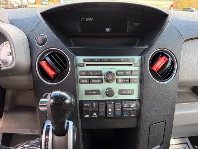 Used 2011 Honda Pilot EX image 16