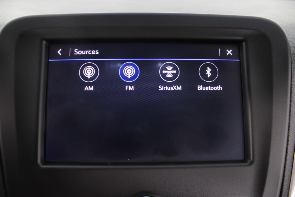 Used 2024 Chevrolet Equinox LS w/ LS Convenience Package FWD image 5