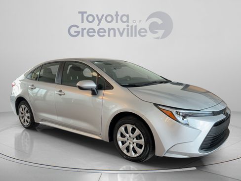 Certified 2026 Toyota Corolla LE FWD image 8