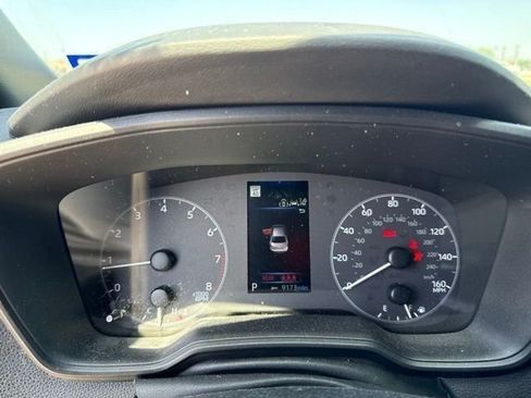 Used 2025 Toyota Corolla SE FWD image 10