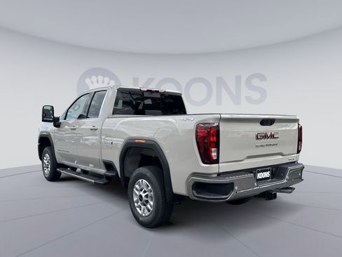 New 2026 GMC Sierra 2500 SLE w/ SLE Value Package; image 4