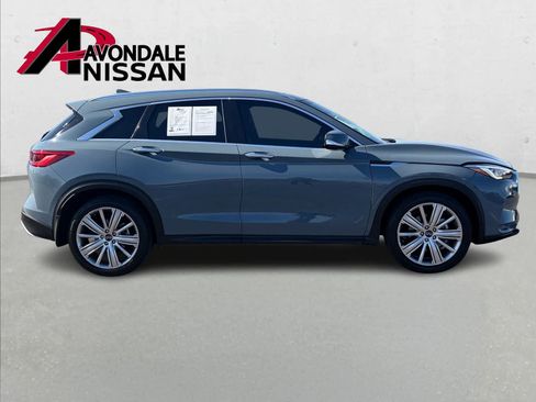 Used 2022 INFINITI QX50 Sensory image 8