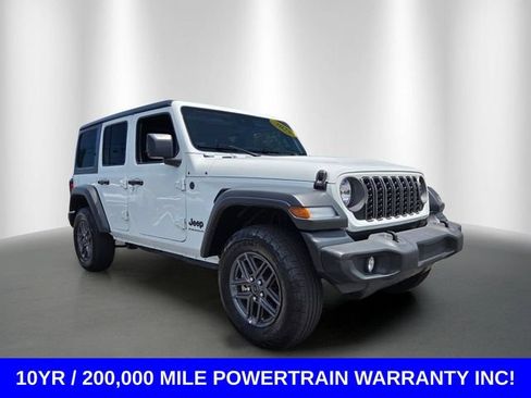 Used 2025 Jeep Wrangler Unlimited Sport AWD/4WD image 7