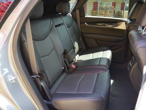 Used 2024 Cadillac XT5 Premium Luxury AWD/4WD image 31