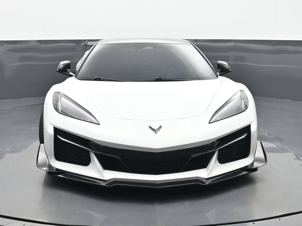 Used 2024 Chevrolet Corvette Z06 w/ Z07 Performance Package RWD image 20