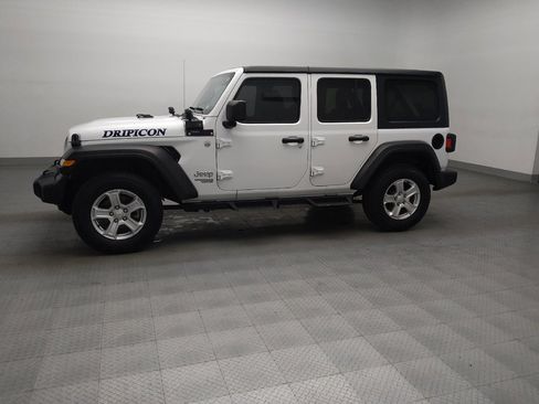 Used 2019 Jeep Wrangler Unlimited Sport S image 2