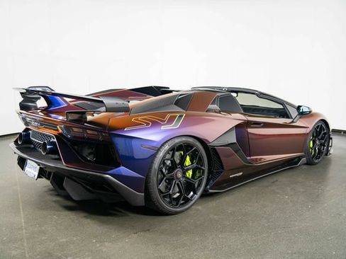 Used 2021 Lamborghini Aventador SVJ AWD/4WD image 8