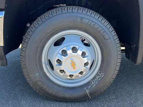 New 2026 Chevrolet Silverado 3500 W/T w/ WT Convenience Package AWD/4WD image 10