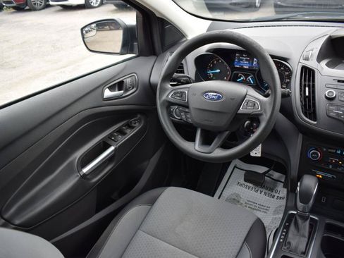 Used 2018 Ford Escape SE FWD image 11
