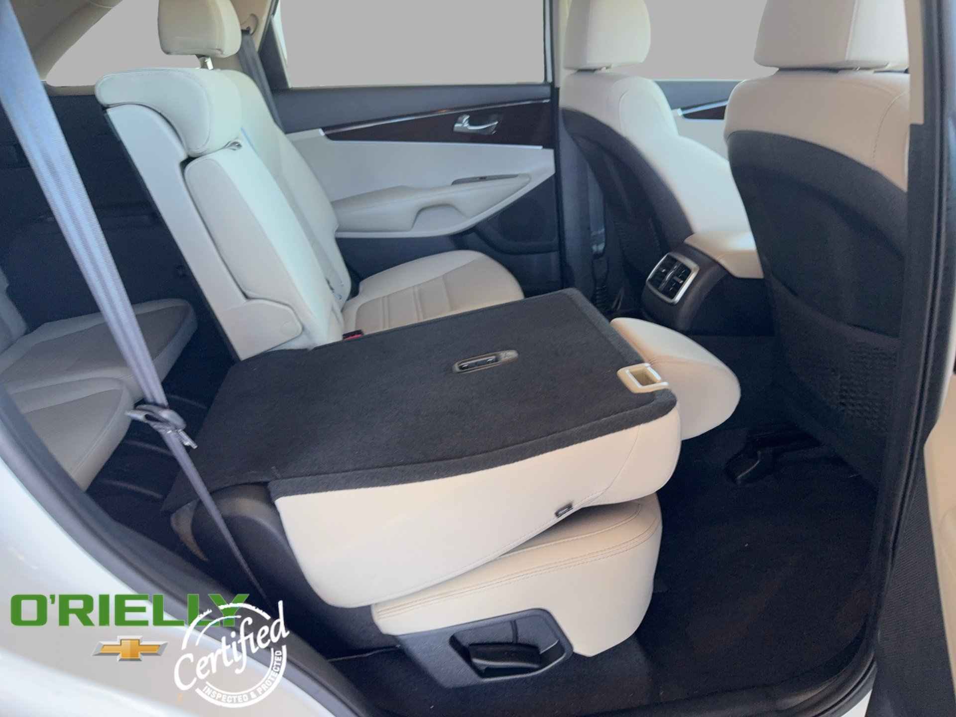 Used 2019 Kia Sorento FWD image 32