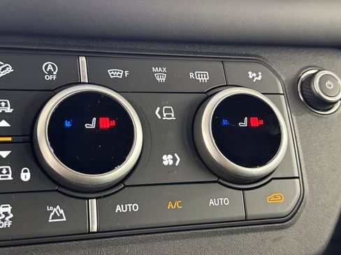 New 2025 Land Rover Defender 130 V8 image 20