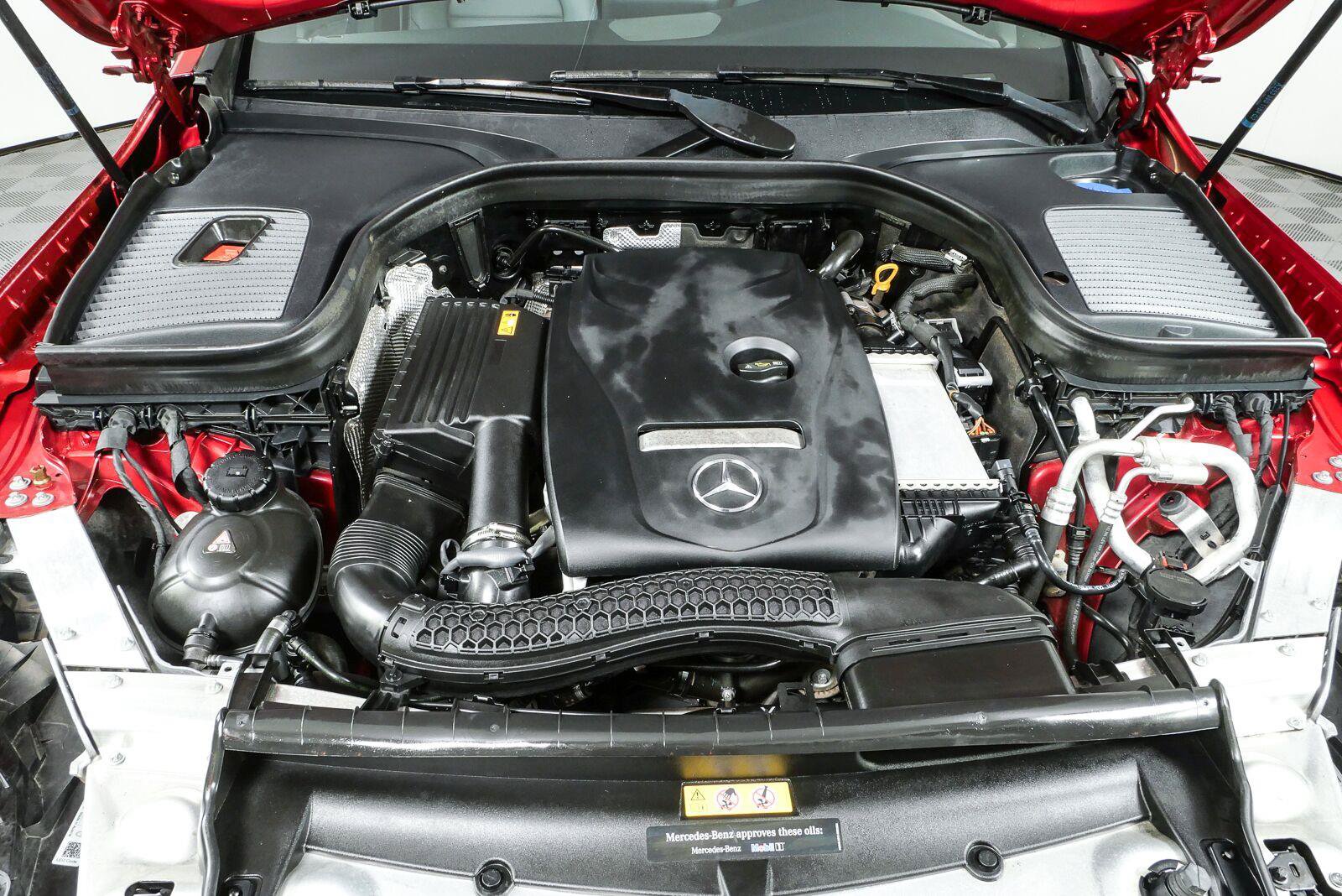 Used 2019 Mercedes-Benz GLC 300 image 36