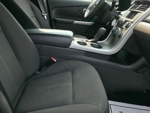 Used 2014 Ford Edge SE AWD/4WD image 12