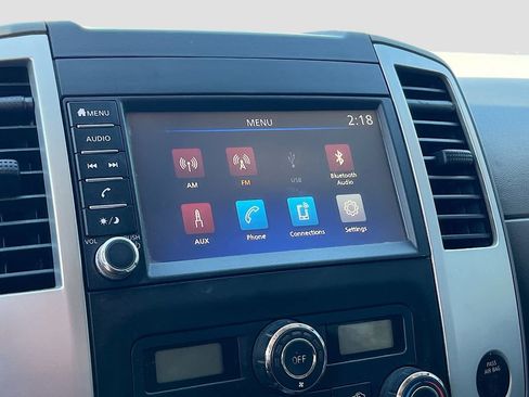 Used 2021 Nissan Frontier SV w/ Midnight Edition Floor Mats image 13