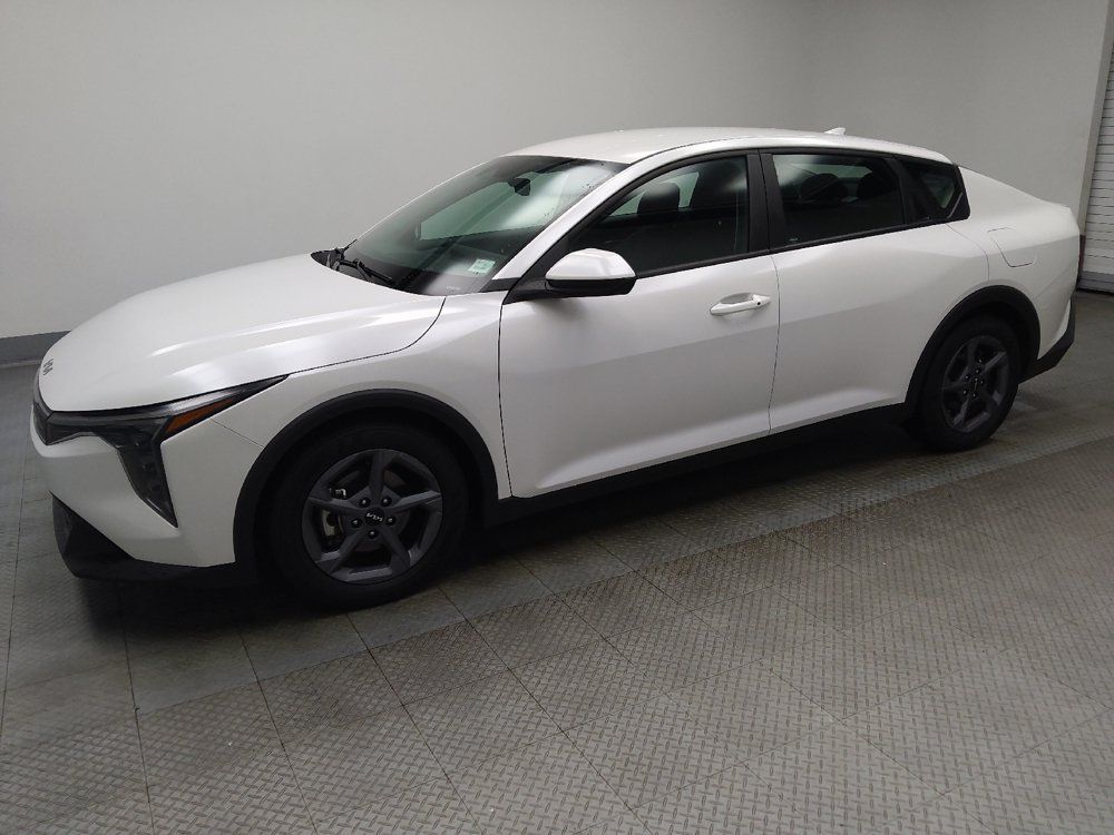 Used 2025 Kia K4 FWD image 2