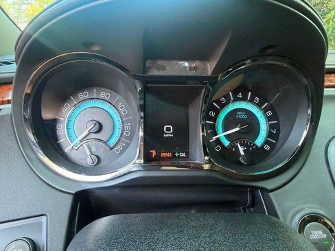 Used 2012 Buick LaCrosse Touring FWD image 19