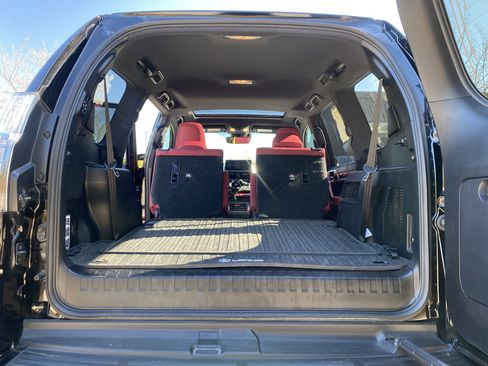 Used 2023 Lexus GX 460 Premium image 51