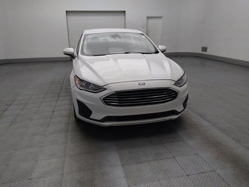 Used 2020 Ford Fusion SE FWD image 14