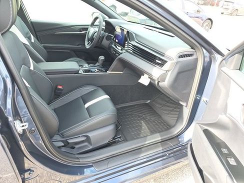 New 2026 Toyota Camry SE FWD image 10