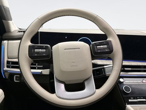 Used 2024 Hyundai Santa Fe Calligraphy image 12
