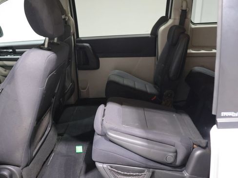 Used 2009 Dodge Grand Caravan SE w/ Climate Group FWD image 18