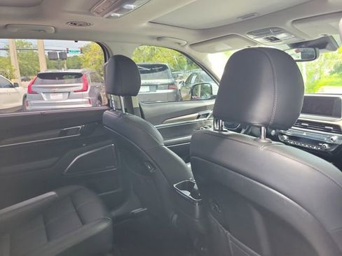 Used 2021 Kia Telluride SX FWD image 33