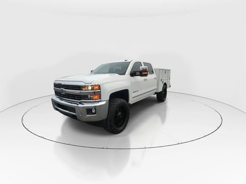 Used 2015 Chevrolet Silverado 2500 LTZ w/ Duramax Plus Package AWD/4WD image 4