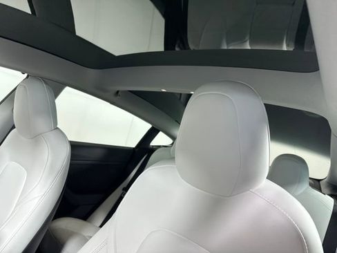 Used 2021 Tesla Model 3 Long Range image 12