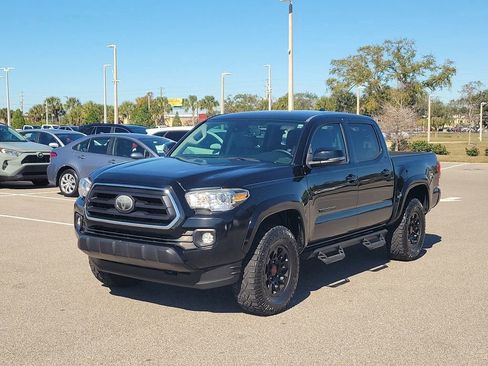 Used 2022 Toyota Tacoma SR5 image 2