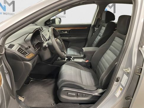 Used 2017 Honda CR-V EX image 9