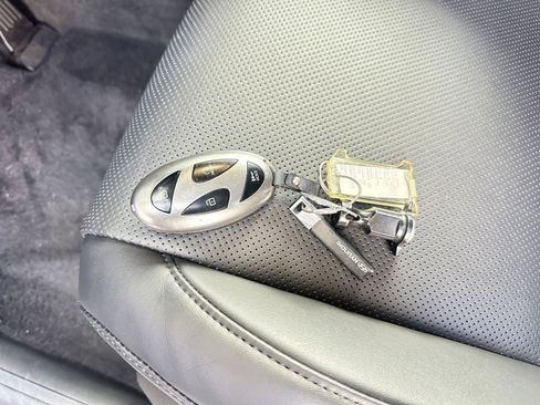 Used 2025 Hyundai Santa Fe SEL image 24