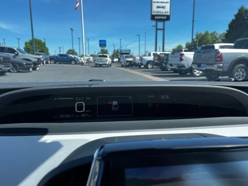 Used 2020 Toyota Prius Prime XLE FWD image 16