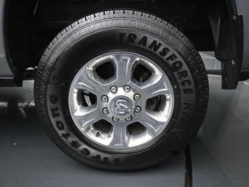 Used 2024 RAM 2500 Big Horn AWD/4WD image 11