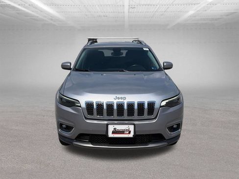 Used 2019 Jeep Cherokee Limited w/ Trailer Tow Group AWD/4WD image 9