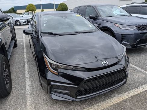 Certified 2020 Toyota Corolla XSE FWD image 1