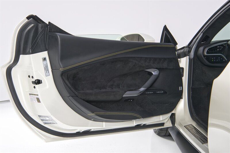 Used 2023 Ferrari 296 GTB RWD image 18