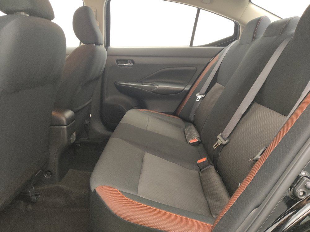 Used 2024 Nissan Versa SR FWD image 18