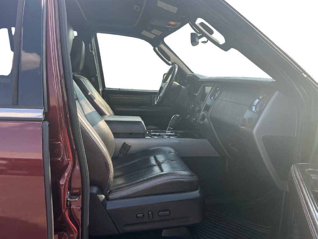 Used 2015 Ford Expedition EL Platinum AWD/4WD image 22