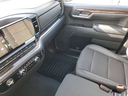 Used 2023 GMC Sierra 1500 SLE RWD image 26