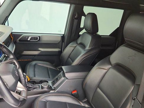 Used 2022 Ford Bronco Badlands w/ Sasquatch Package AWD/4WD image 19