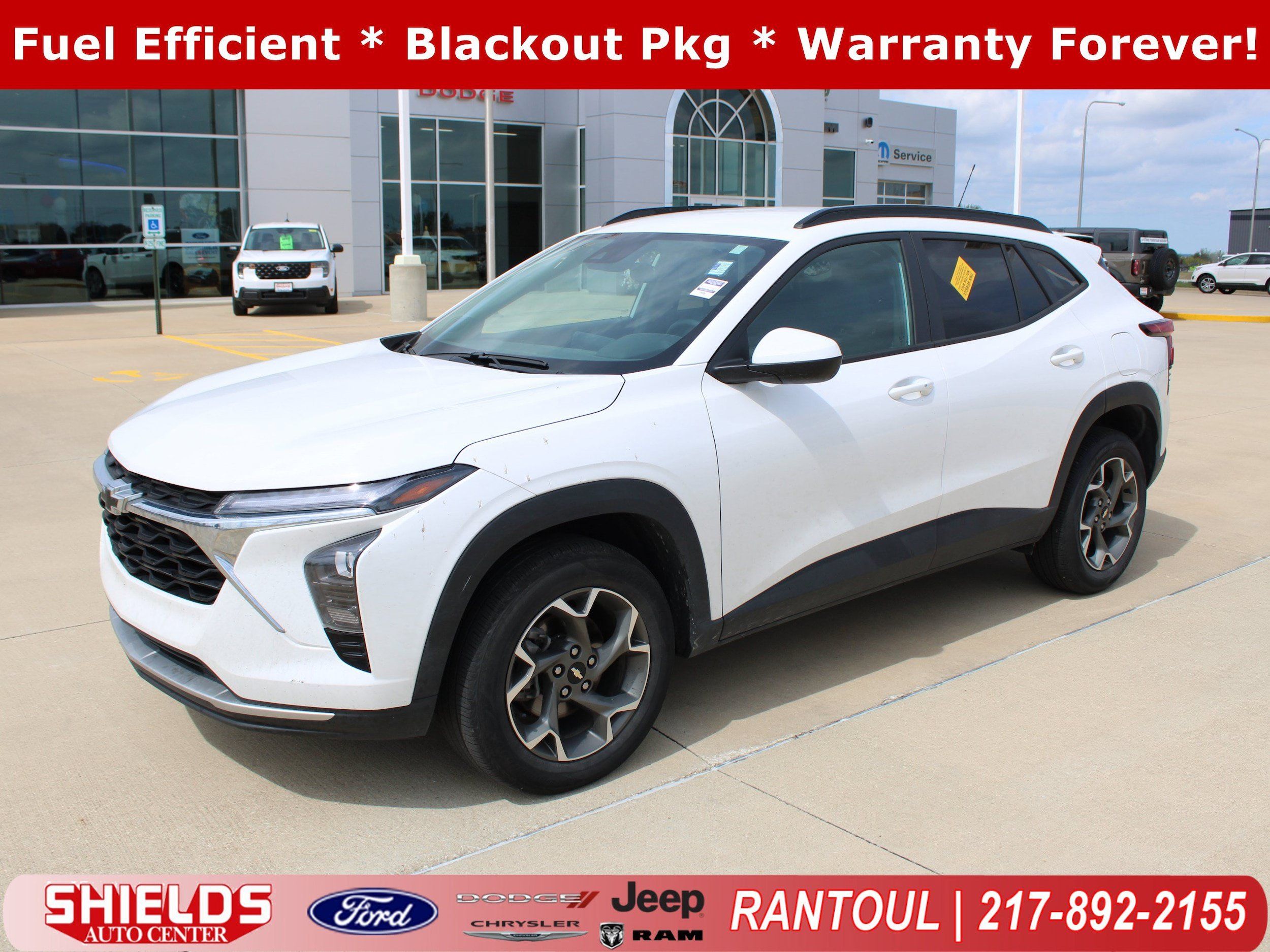 Used 2025 Chevrolet Trax LT w/ Driver Confidence Package FWD image 1