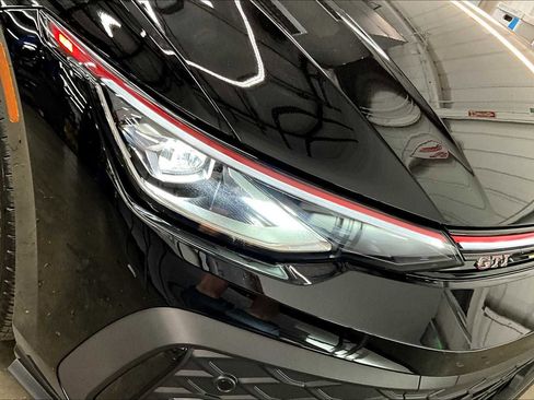 New 2025 Volkswagen GTI SE image 31