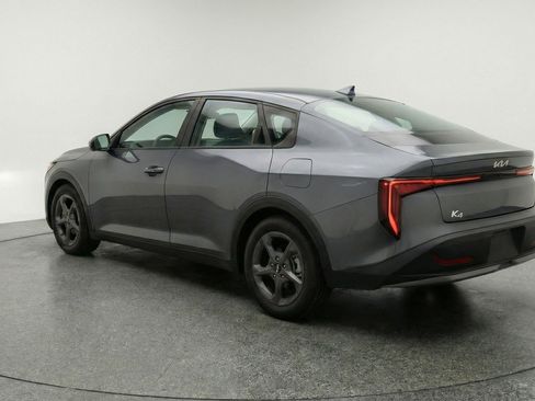 Used 2025 Kia K4 FWD image 6