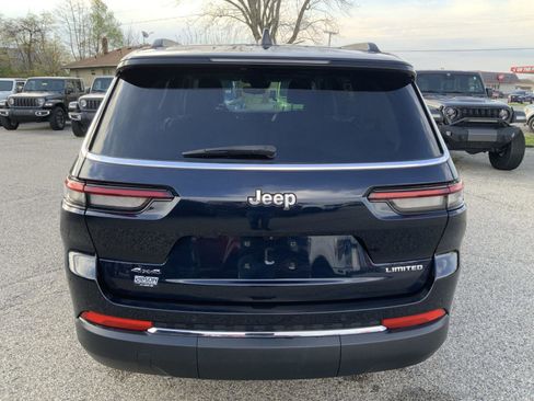 Used 2023 Jeep Grand Cherokee L Limited AWD/4WD image 10