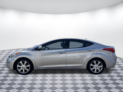 Used 2013 Hyundai Elantra Limited FWD image 4