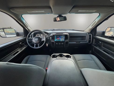 Used 2017 RAM 3500 Tradesman w/ Chrome Appearance Group image 22